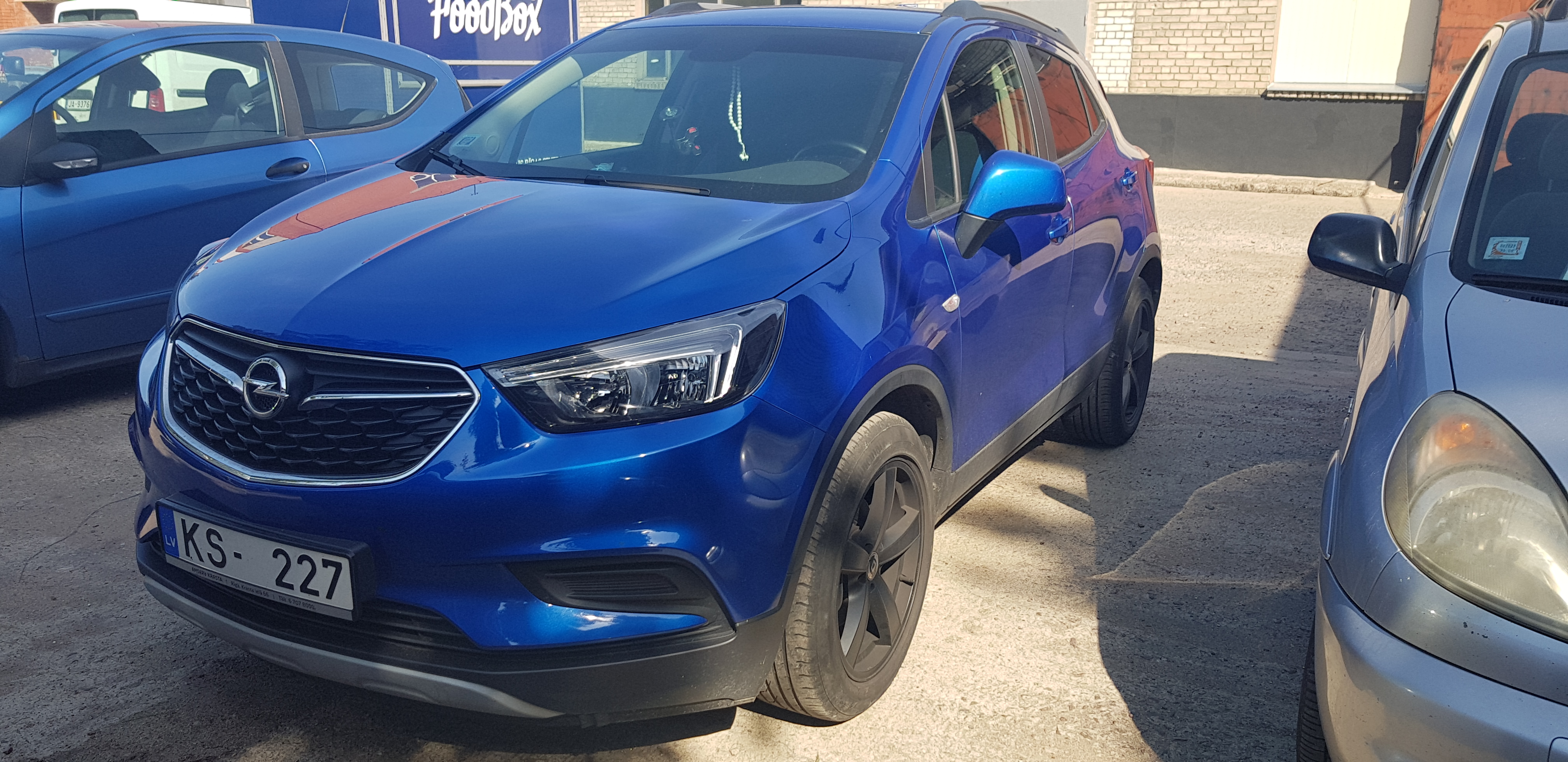 Mazda 4